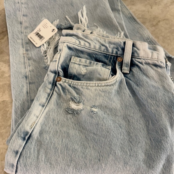 Jeans - Picture 2 of 5